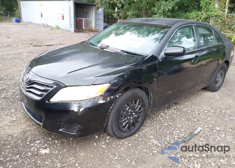 2011 Toyota Camry Le from USA, damaged, VIN 4T1BF3EK7BU726593